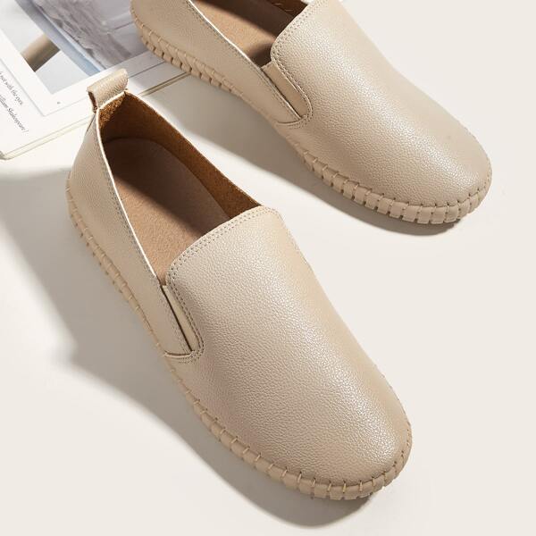 

Minimalist Stitch Trim Loafers, Apricot