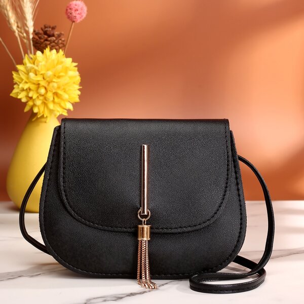 

Tassel Decor Saddle Bag, Black