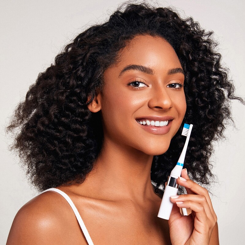 

1pc Portable Electric Toothbrush & 3pcs Brush Head, White