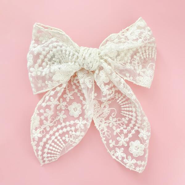 

Girls Lace Bow Knot Hair Clip, Beige