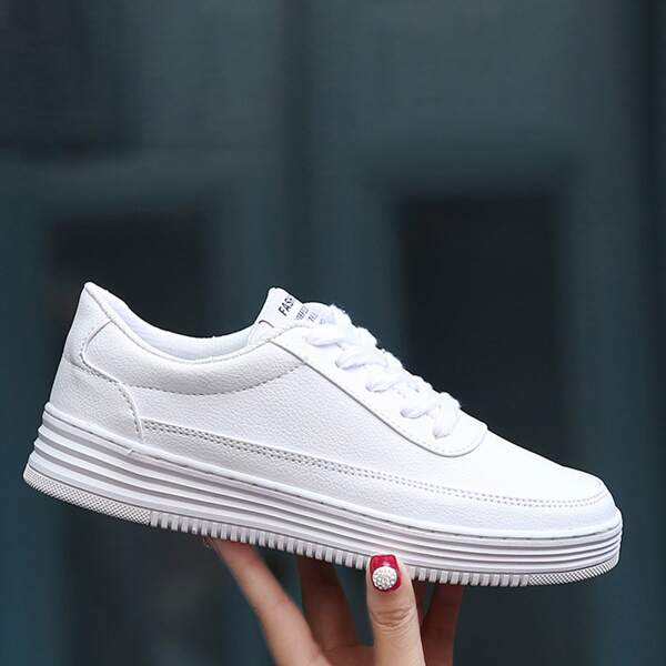 

Minimalist Lace Up Front Skate Shoes, White