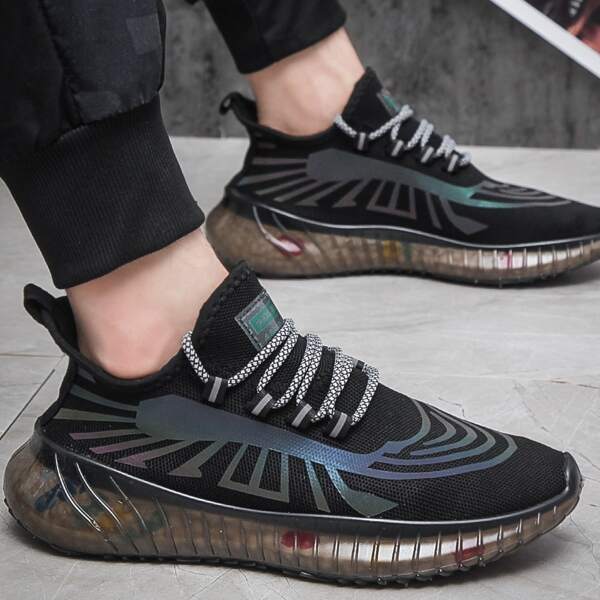 

Men Lace Up Decor Reflective Detail Knit Sneakers, Black
