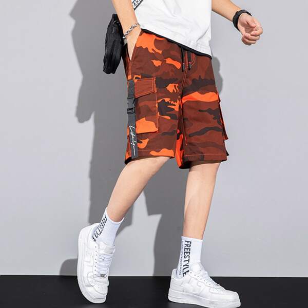 

Men Camo Print Buckle Tape Flap Pocket Shorts, Orange