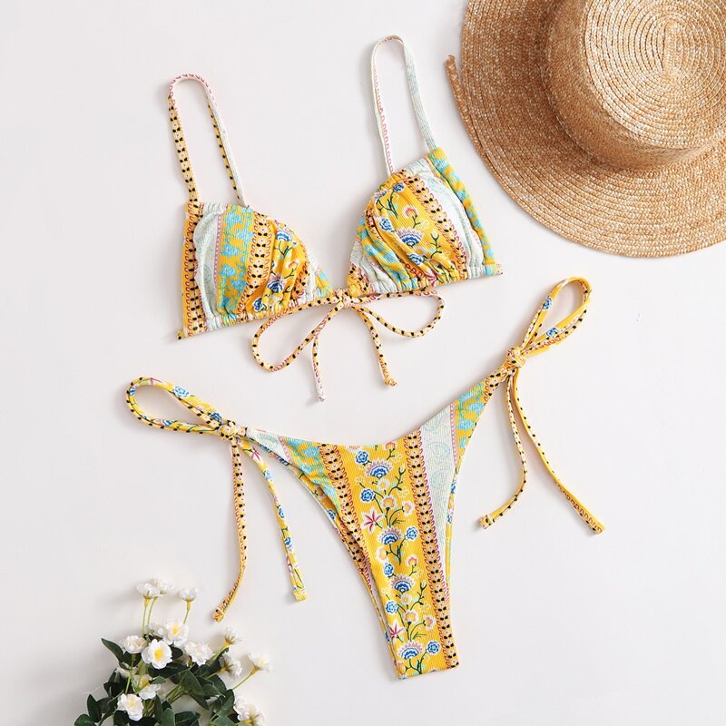 

Floral Graphic Bikini Swimsuit, Multicolor