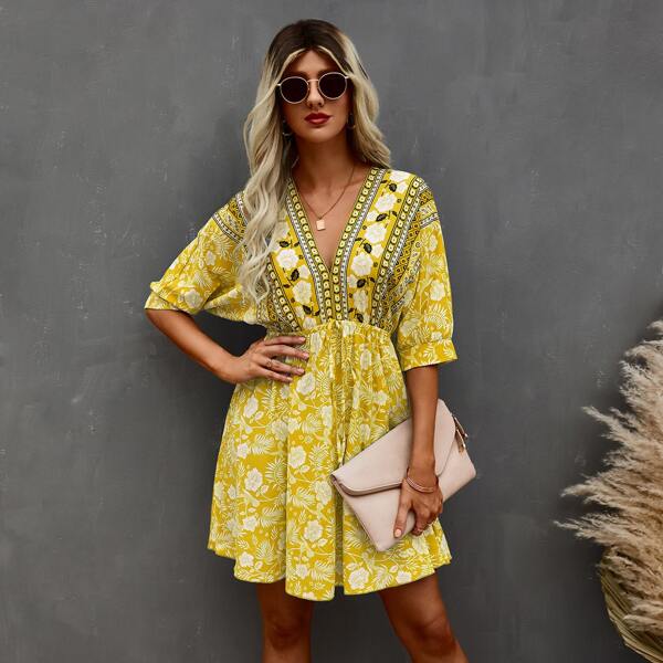 

Double V-cut Floral Print Dress, Yellow