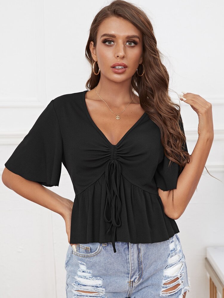 Camiseta con cordón delantero bajo con fruncido - Negro - Añade 4