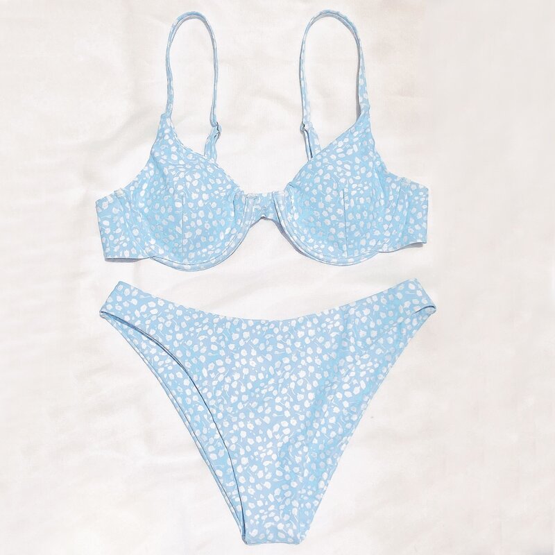 

Ditsy Floral Underwire Bikini Swimsuit, Baby blue