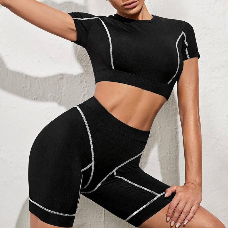 

Breathable Stitch Detail Sports Tee and Leggings Set, Black