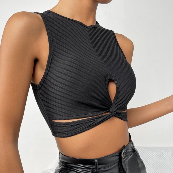 

Cutout Twist Tank Top, Black