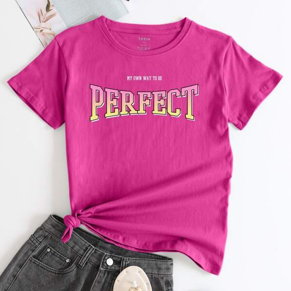 

Slogan Graphic Tee, Red violet