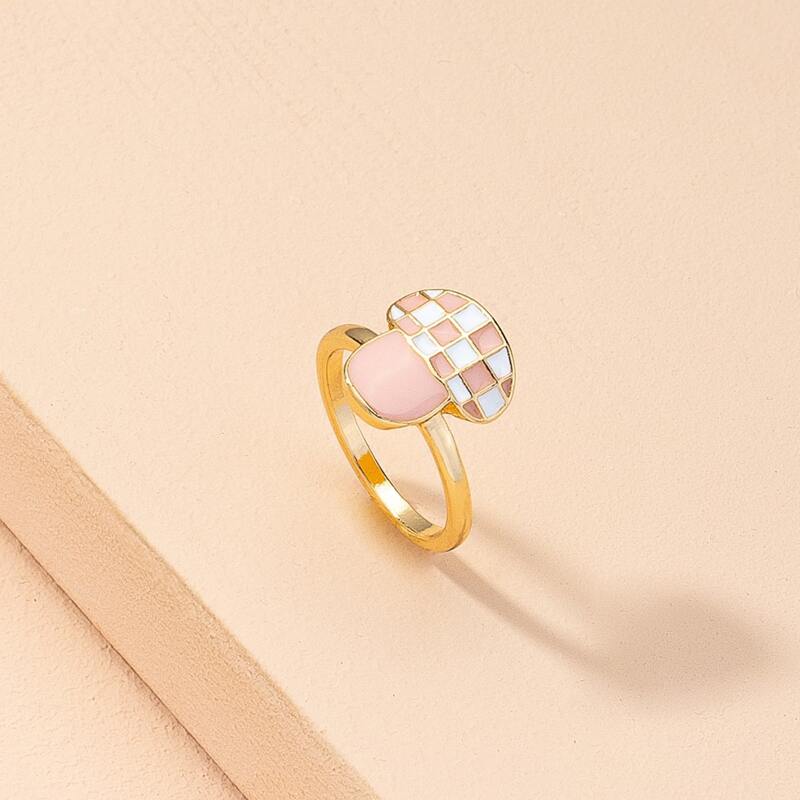 

Mushroom Decor Ring, Gold