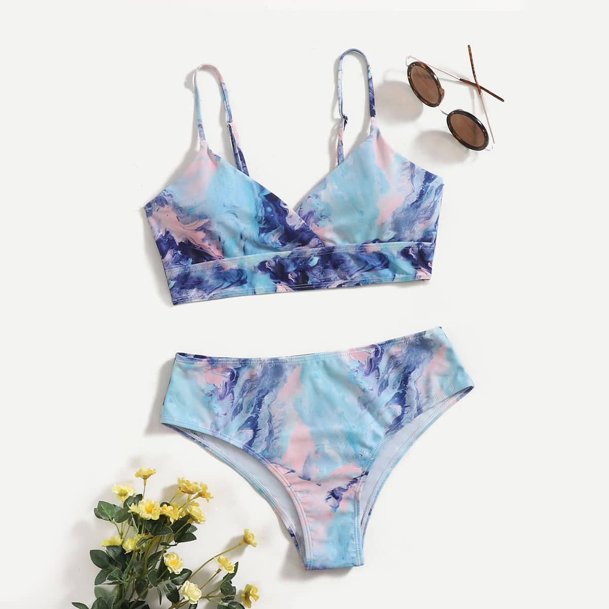 

Graphic Wrap Bikini Swimsuit, Multicolor