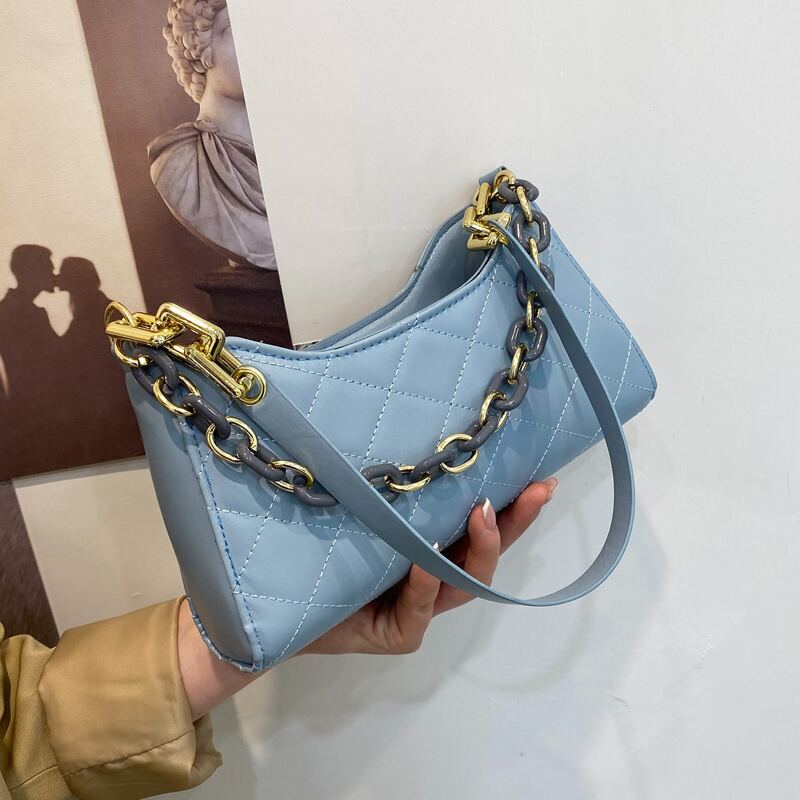 

Chain Decor Quilted Shoulder Bag, Blue