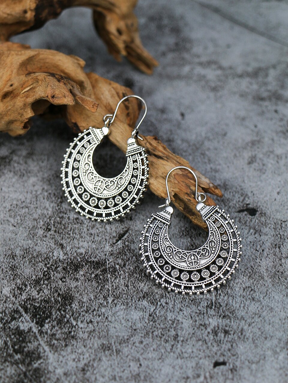 1pair Ancient Silver Color Geometric Hollow Out Dangle Earrings vintage Jewelry