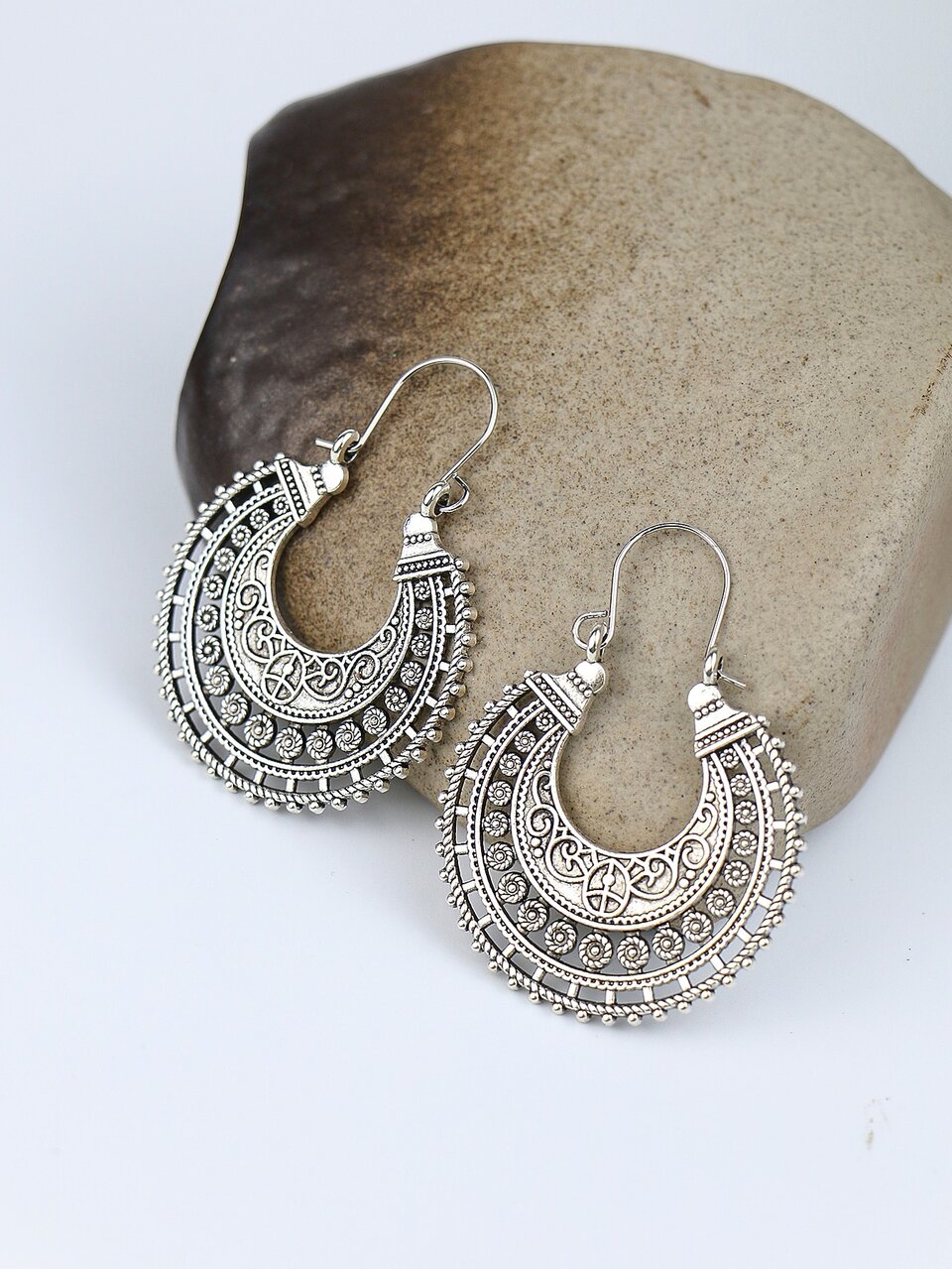 1pair Ancient Silver Color Geometric Hollow Out Dangle Earrings vintage Jewelry