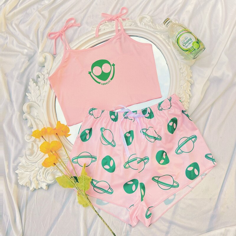 

Alien Print Knot Cami Top With Shorts Pajama Set, Baby pink