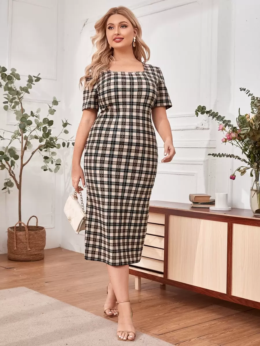 SHEIN Clasi 大碼大圓領格紋洋裝 - 杏色 - 查看 1