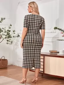 SHEIN Clasi 大碼大圓領格紋洋裝 - 杏色 - 查看 2