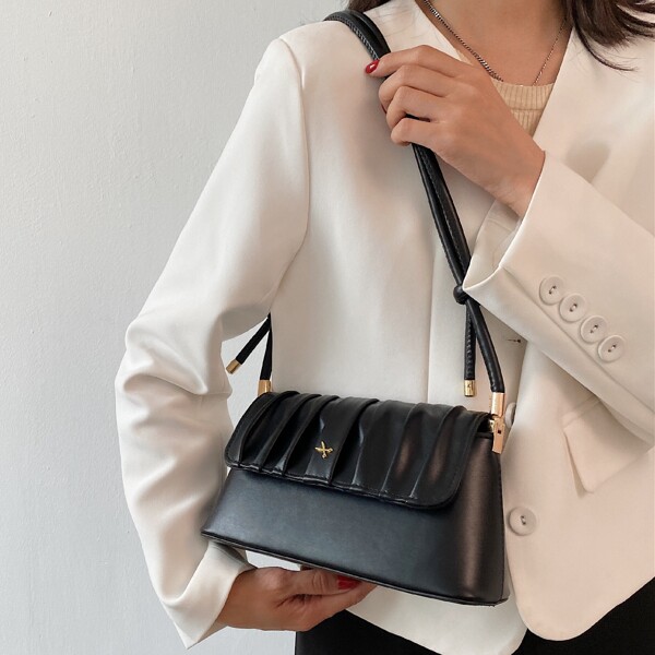 

Minimalist Flap Ruched Bag, Black