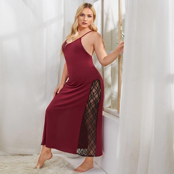 

Plus Contrast Lace Panel Night Dress, Burgundy