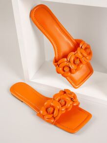 1 par chanclas de punta cuadrada con diseño de flor