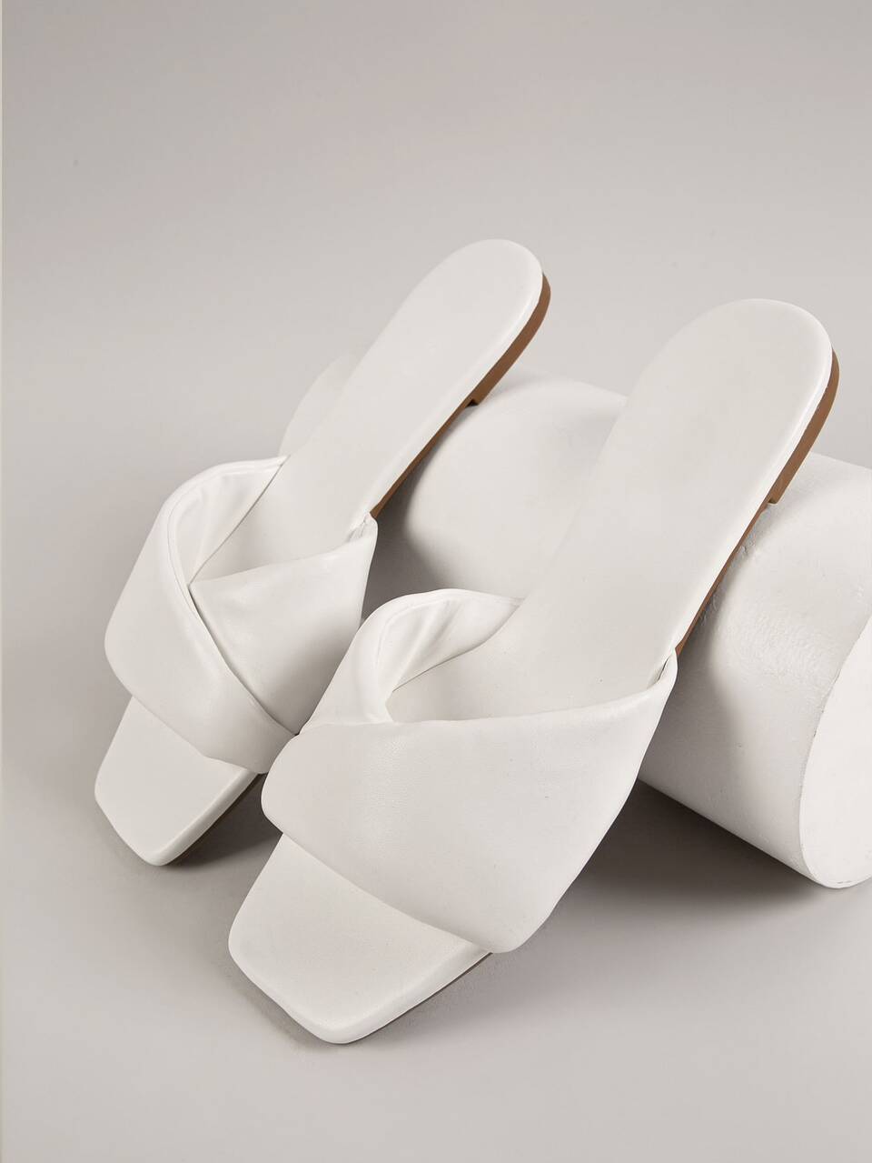 Pleather Crisscross Vamp Sandals Summer Shoes Spring Shoes Spring Break Easter Vacation Shoes Casual Shoes Beach Shoes Mother's Day Present Valentine's Day Summer Shoes