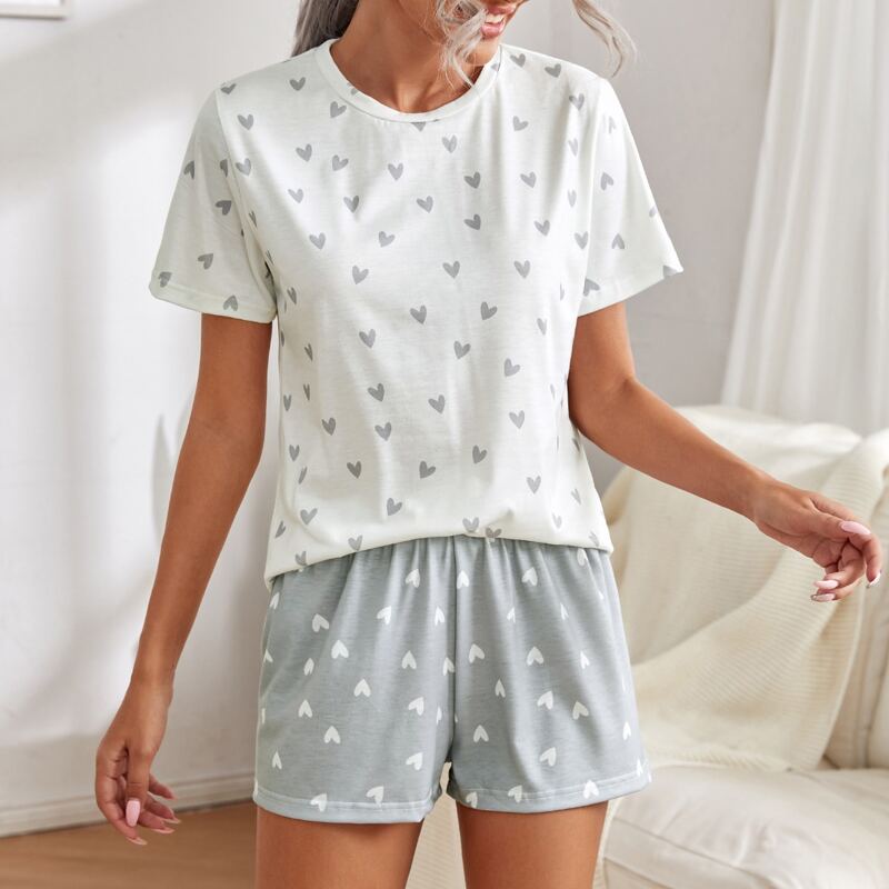 

Allover Heart Print Pajama Set, Multicolor