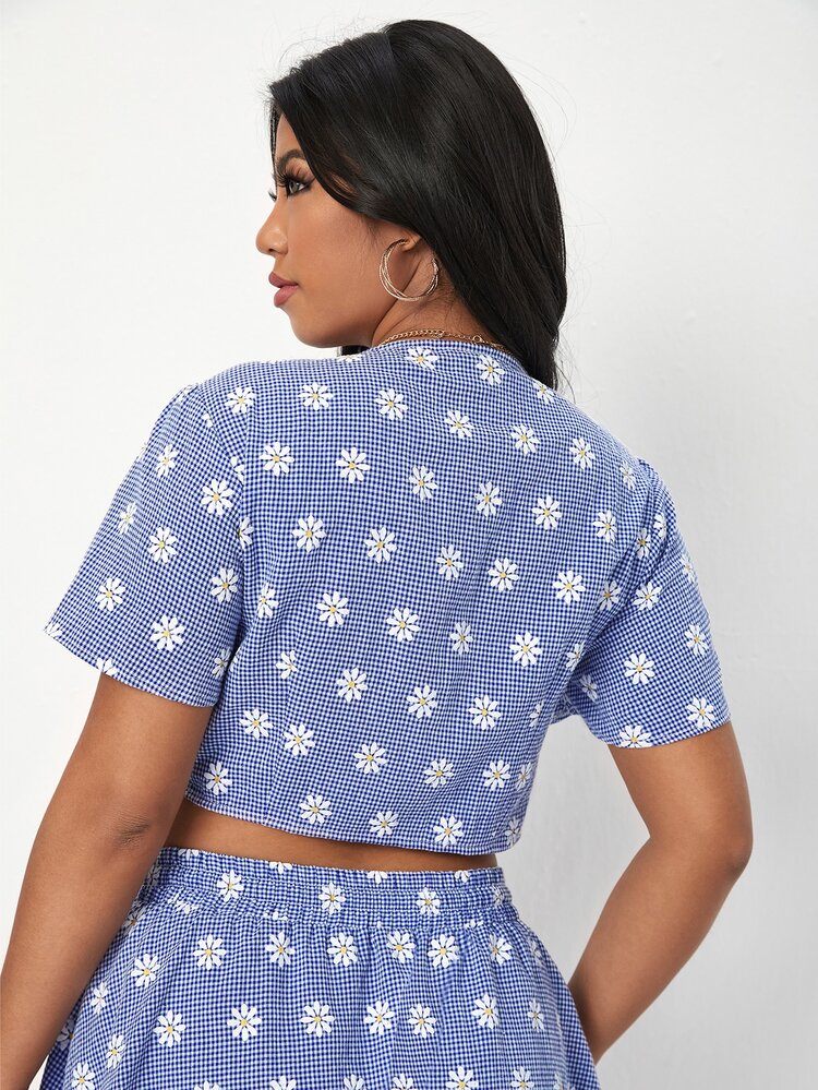 SHEIN Plus Tie Front Daisy Floral & Gingham Top - Blue and White - View 2