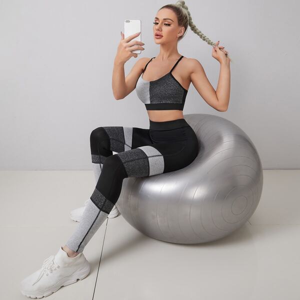 

Colorblock Crisscross Sports Cami Top & Leggings Set, Black