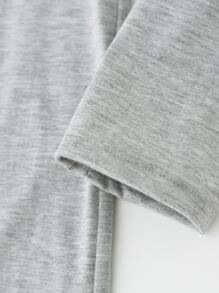 SHEIN Young Girl Heart And Letter Graphic Tee - Grey - View 5