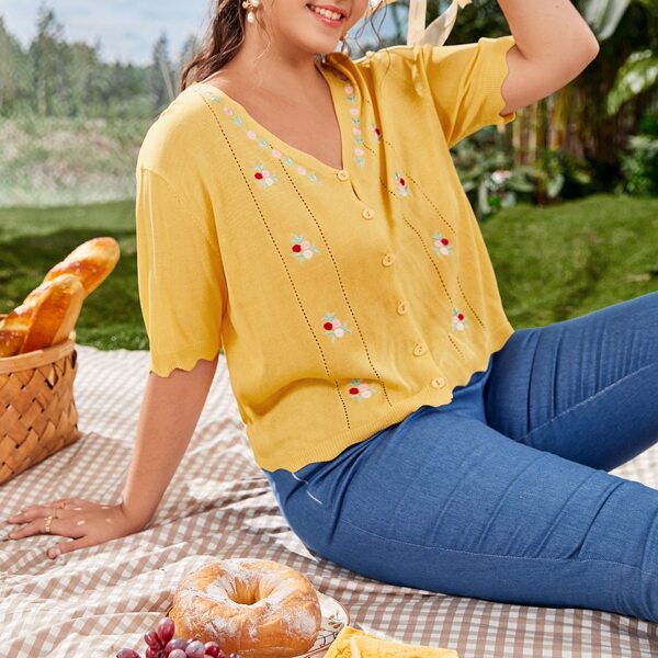 

Plus Single Breasted Floral Embroidered Cardigan, Yellow