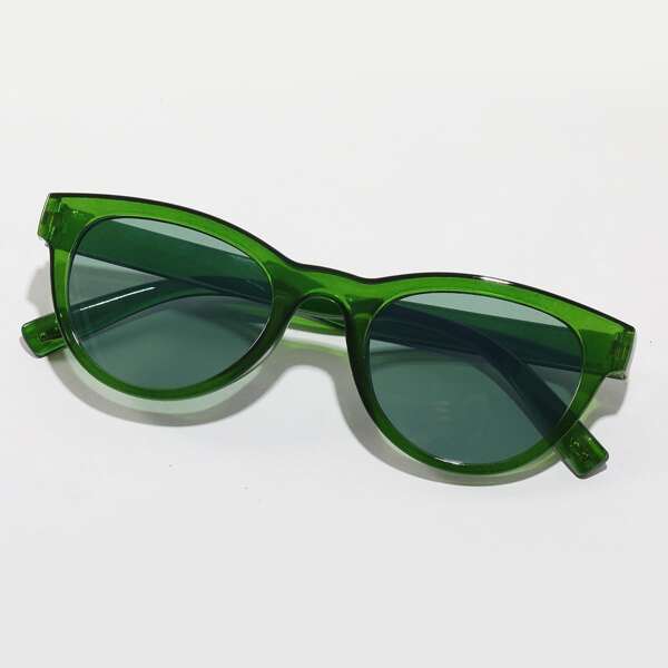 

Cat Eye Sunglasses