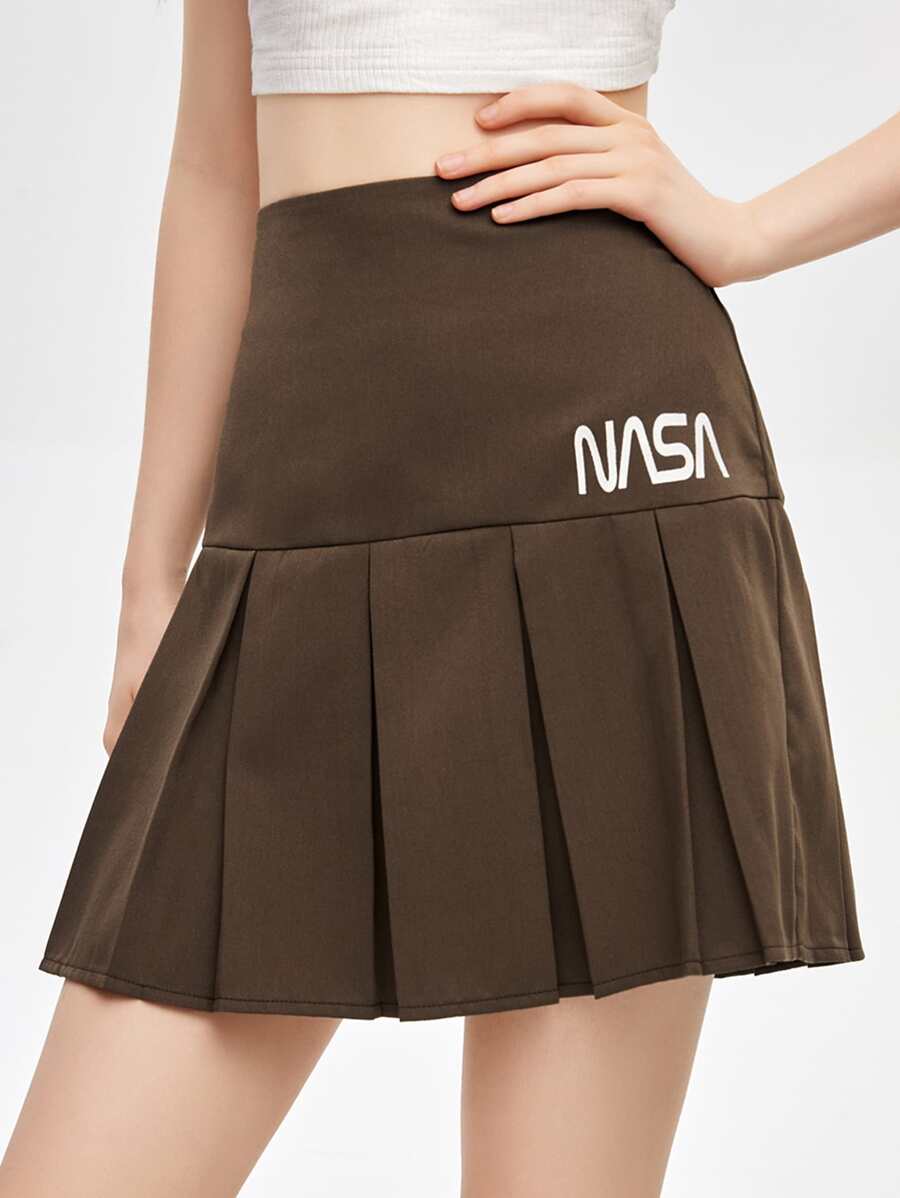 ROMWE Letter Pleated Skirt - Coffee Brown - View 1