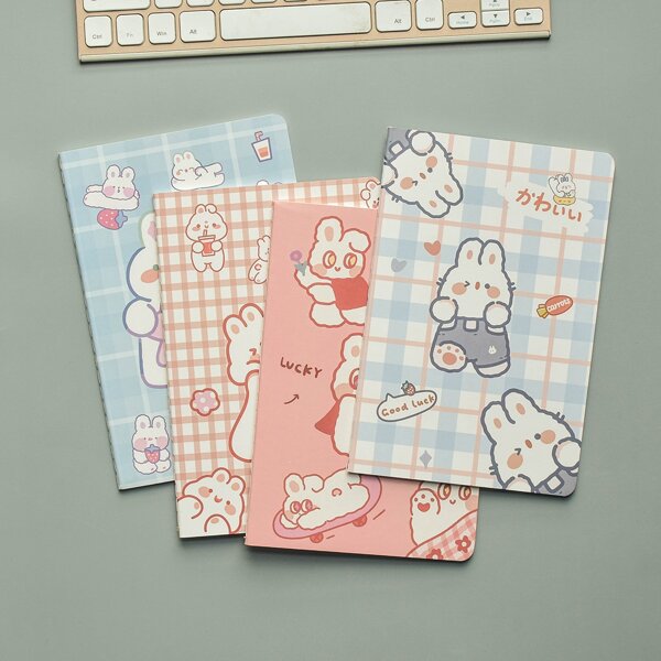 

1pc Cartoon Graphic Random Notebook, Multicolor