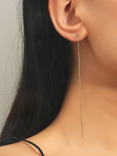 أقراط خيط معتدل