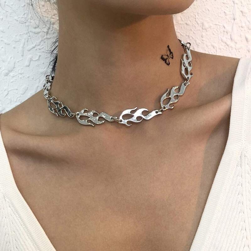 

Fire Shaped Decor Necklace, Silver