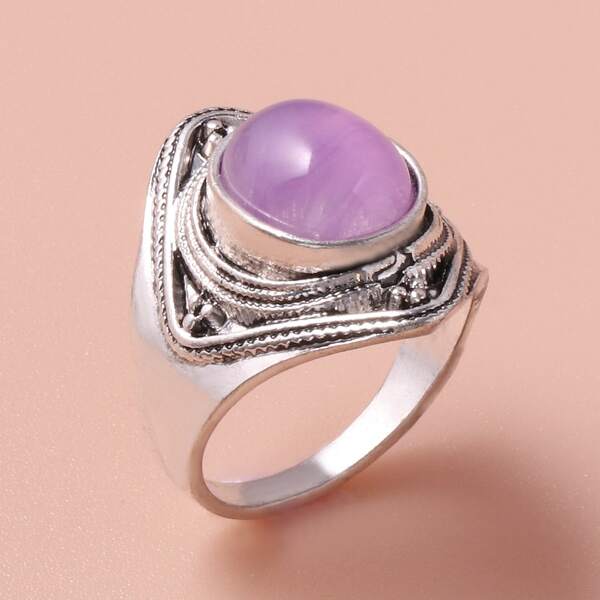 

Oval Decor Ring, Purple