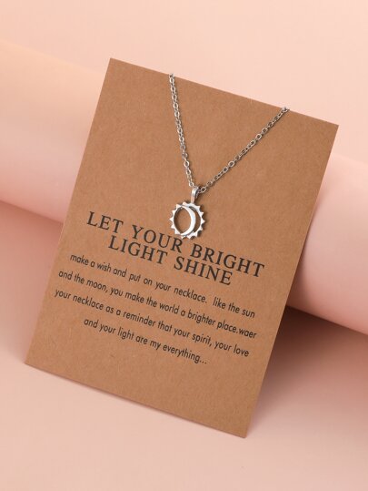 قلادة بتعليقة شمس وقمر