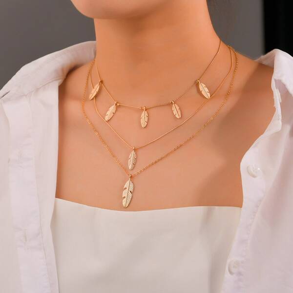 

Metal Layered Necklace, Gold