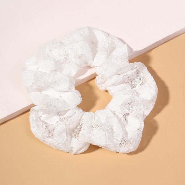 

Flower Detail Scrunchie, White