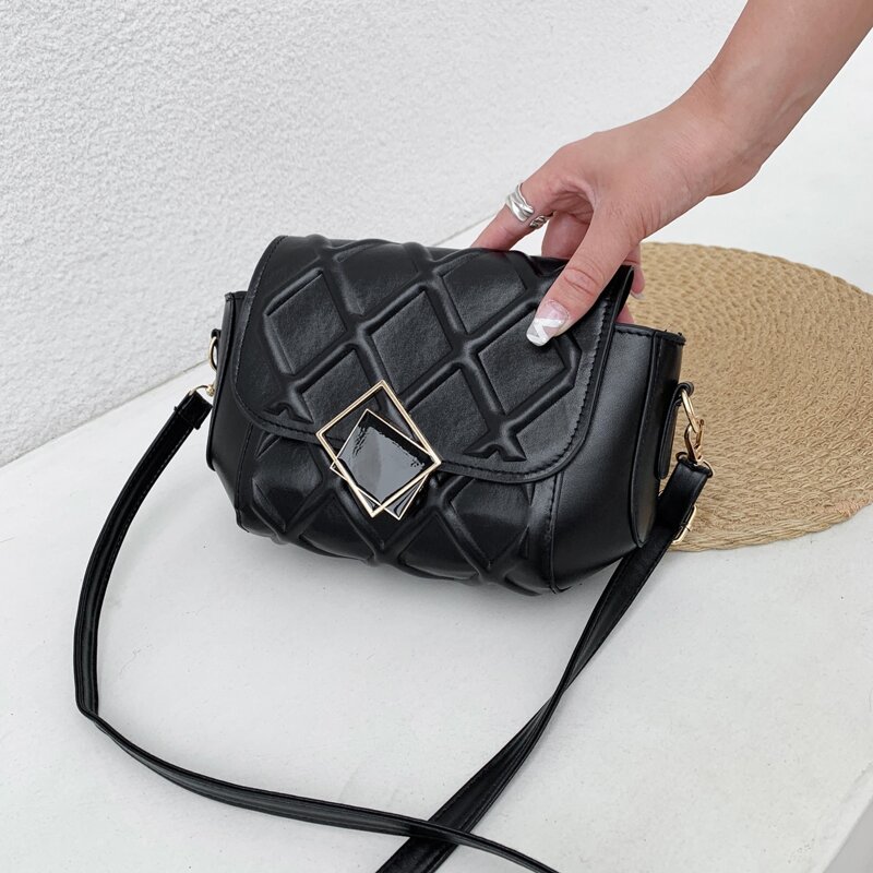 

Flap Crossbody Bag, Black