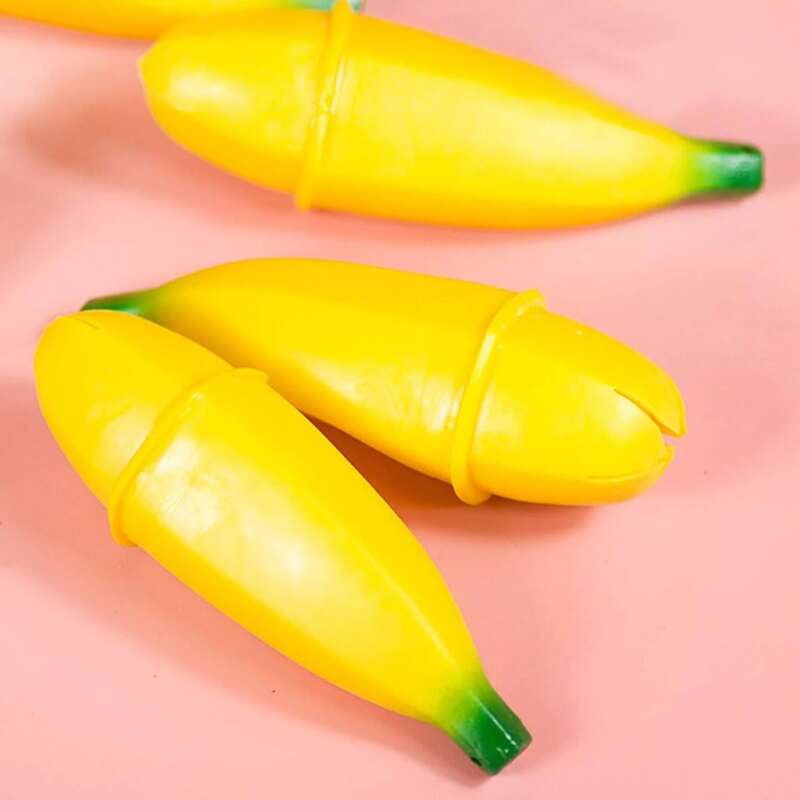

1pc Banana Squeeze Toy, Yellow