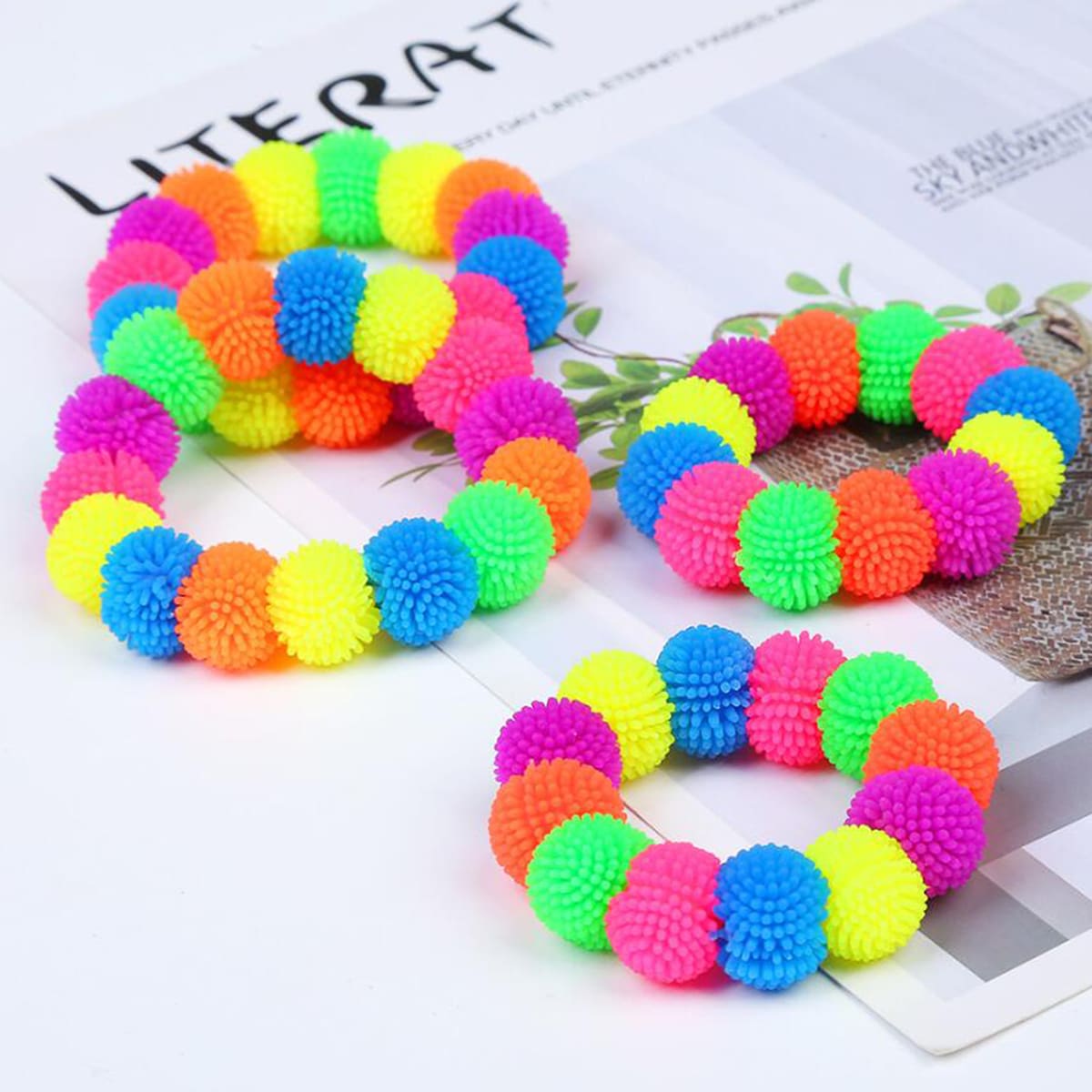 

1pc Color Block Squeeze Toy, Multicolor