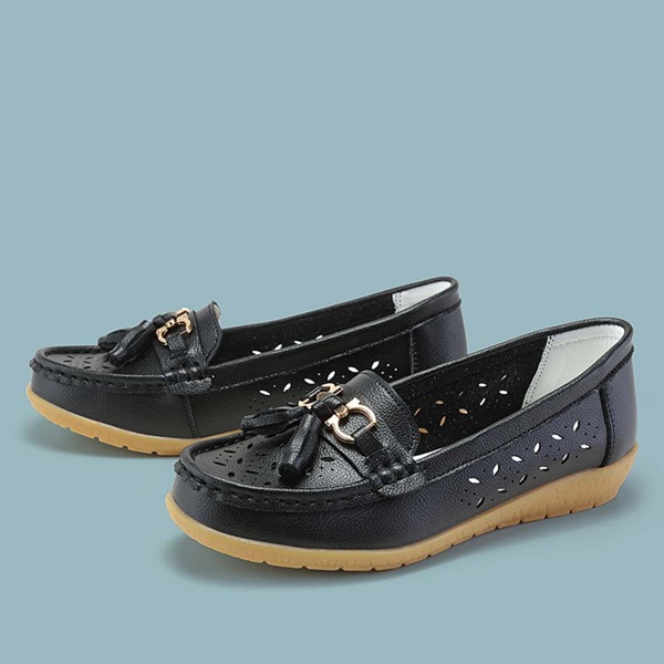 

Tassel Decor Hollow Out Flats, Black