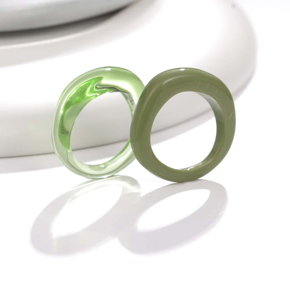 

2pcs Simple Resin Ring, Multicolor