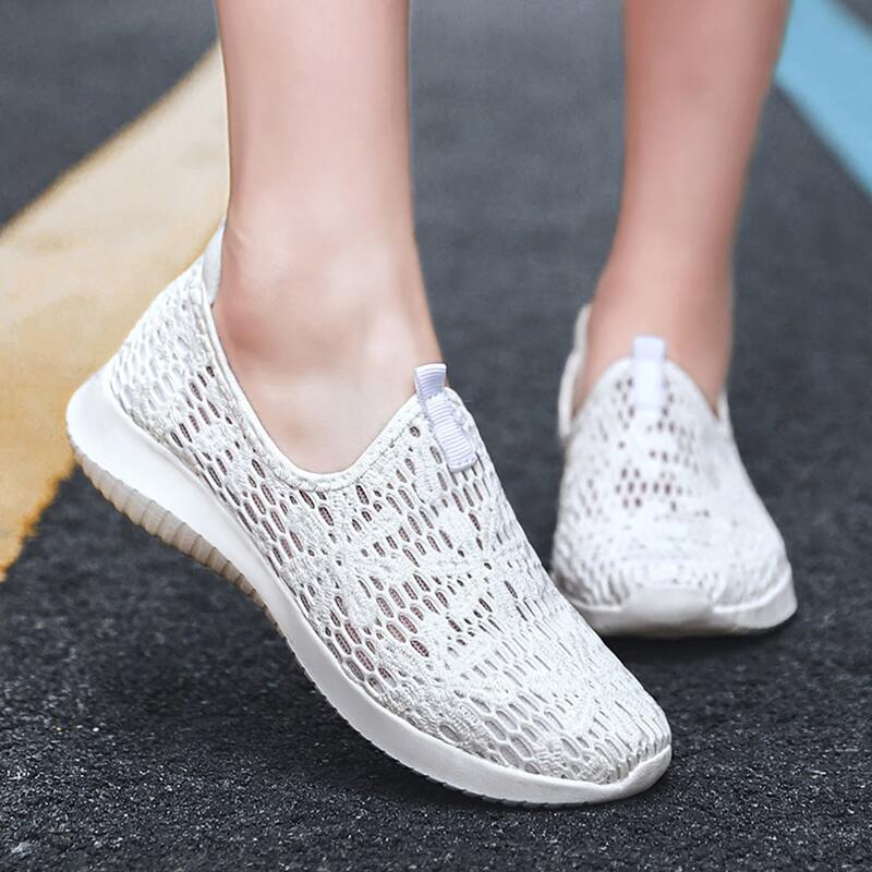 

Flower Embroidered Breathable Sneakers, White
