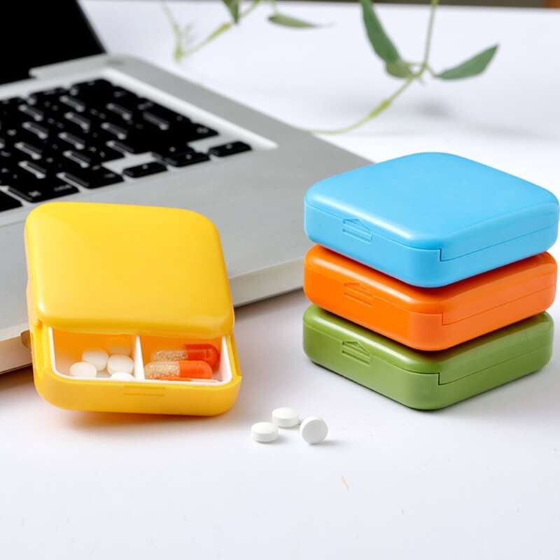 

1pc Random Pill Storage Box, Multicolor