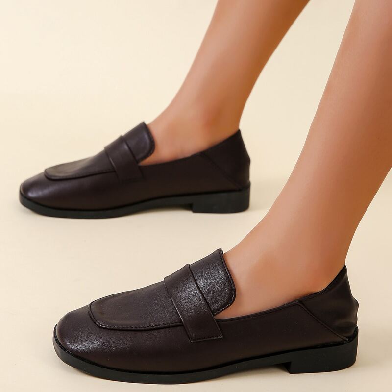 

Minimalist Slip On Loafers, Brown