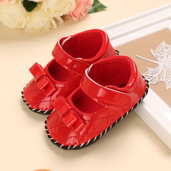 

Baby Girls Bow Decor Quilted Mary Janes, Red