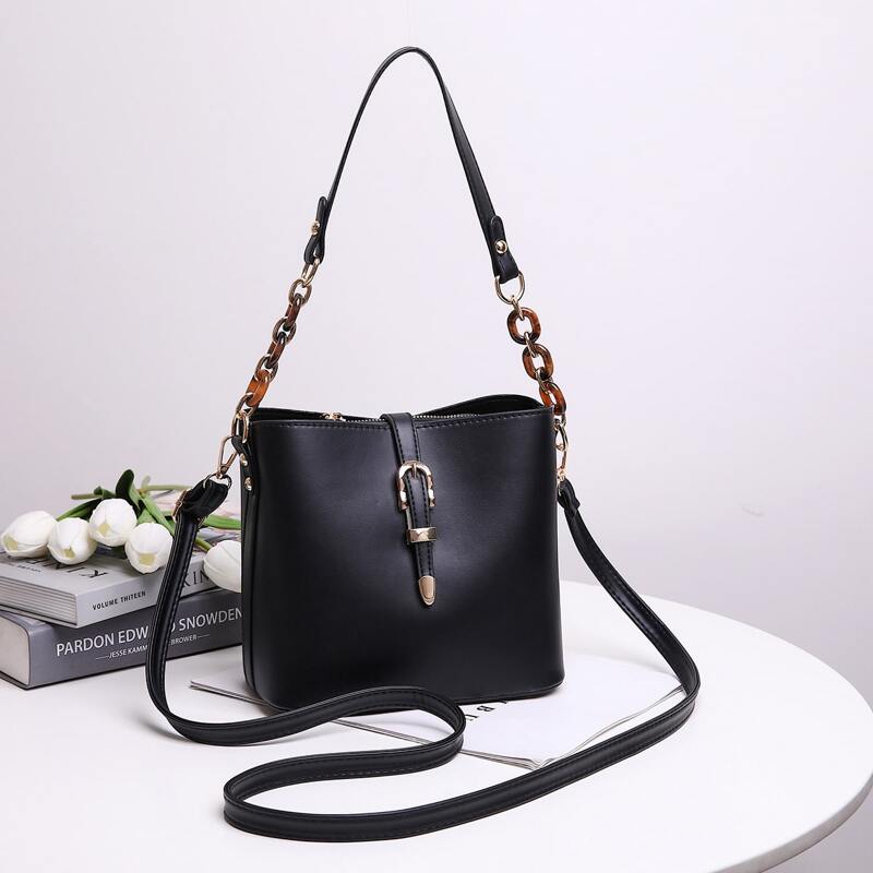 

Minimalist Bucket Bag, Black